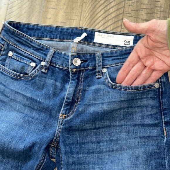 rag & bone 🦴 👖 ‘dre’ lowrise boyfriend slim with a touch of stretch! ✈️ 🚙 🪩 - Picture 9 of 17